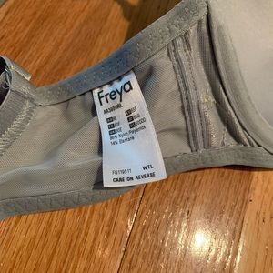 Freya Intimates & Sleepwear - Grey and yellow Freya bra size 30E Freya Intimates & Sleepwear - Grey and yellow Freya bra size 30E